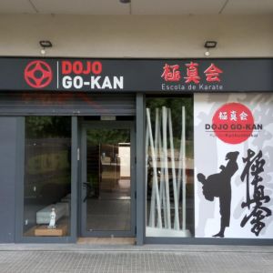 RB Rótulos diseño y fabricación de rótulos comerciales