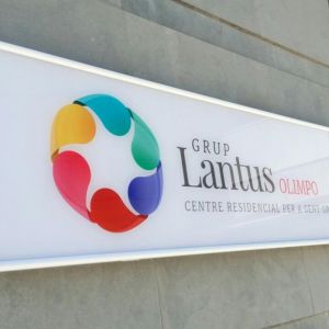 RB Rótulos diseño y fabricación de rótulos comerciales