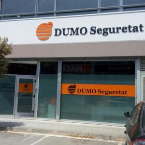 RB Rótulos diseño y fabricación de rótulos comerciales