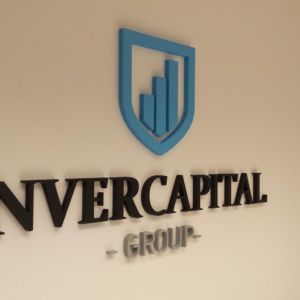 RB Rótulos Fbricación de Letra Corpórea