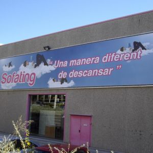 RB Rótulos fabricación de Lonas y Pancartas Barcelona